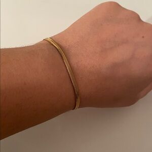 Beautiful Earth Boutique Sarya Snake Chain Gold Bracelet for Women